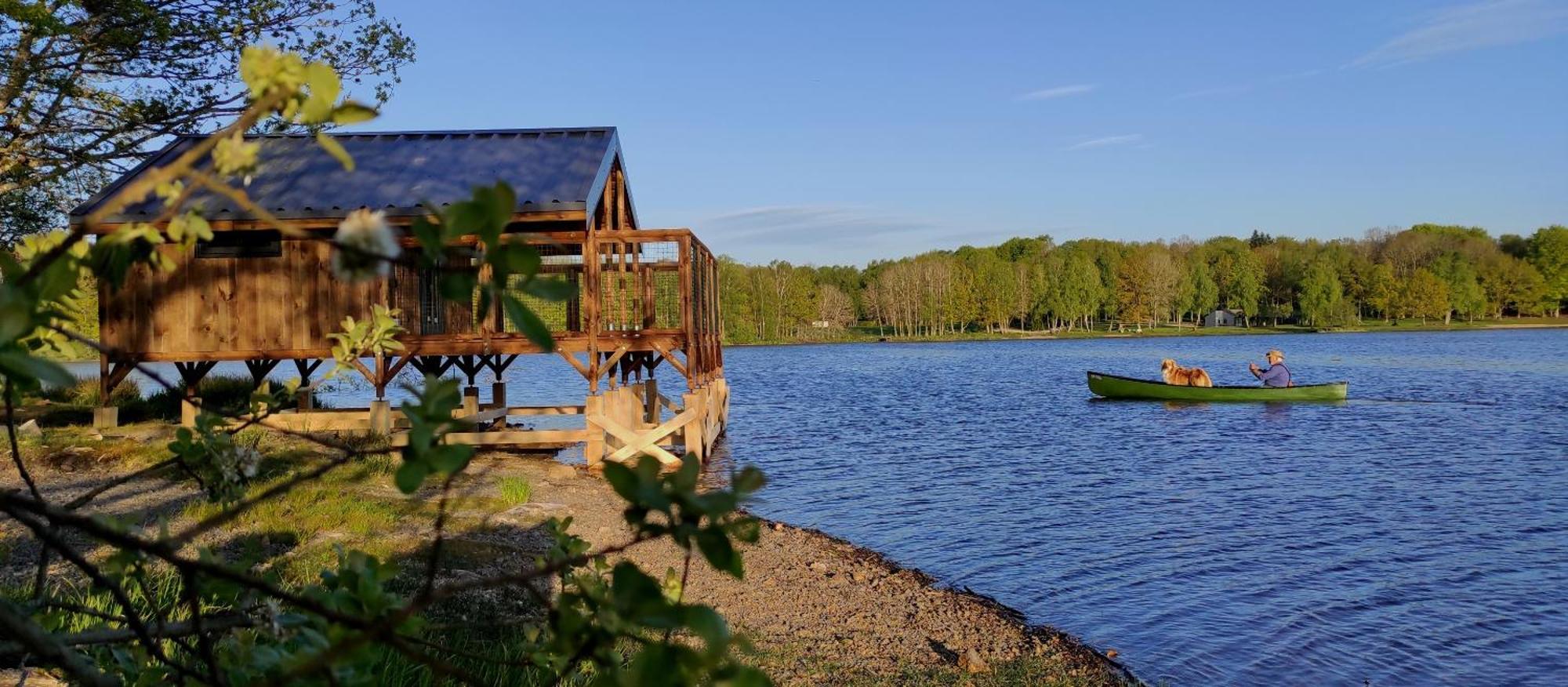 Lacustra Cabanes Accessibles En Canoe Et Chalets Tout Confort Flayat Exterior foto