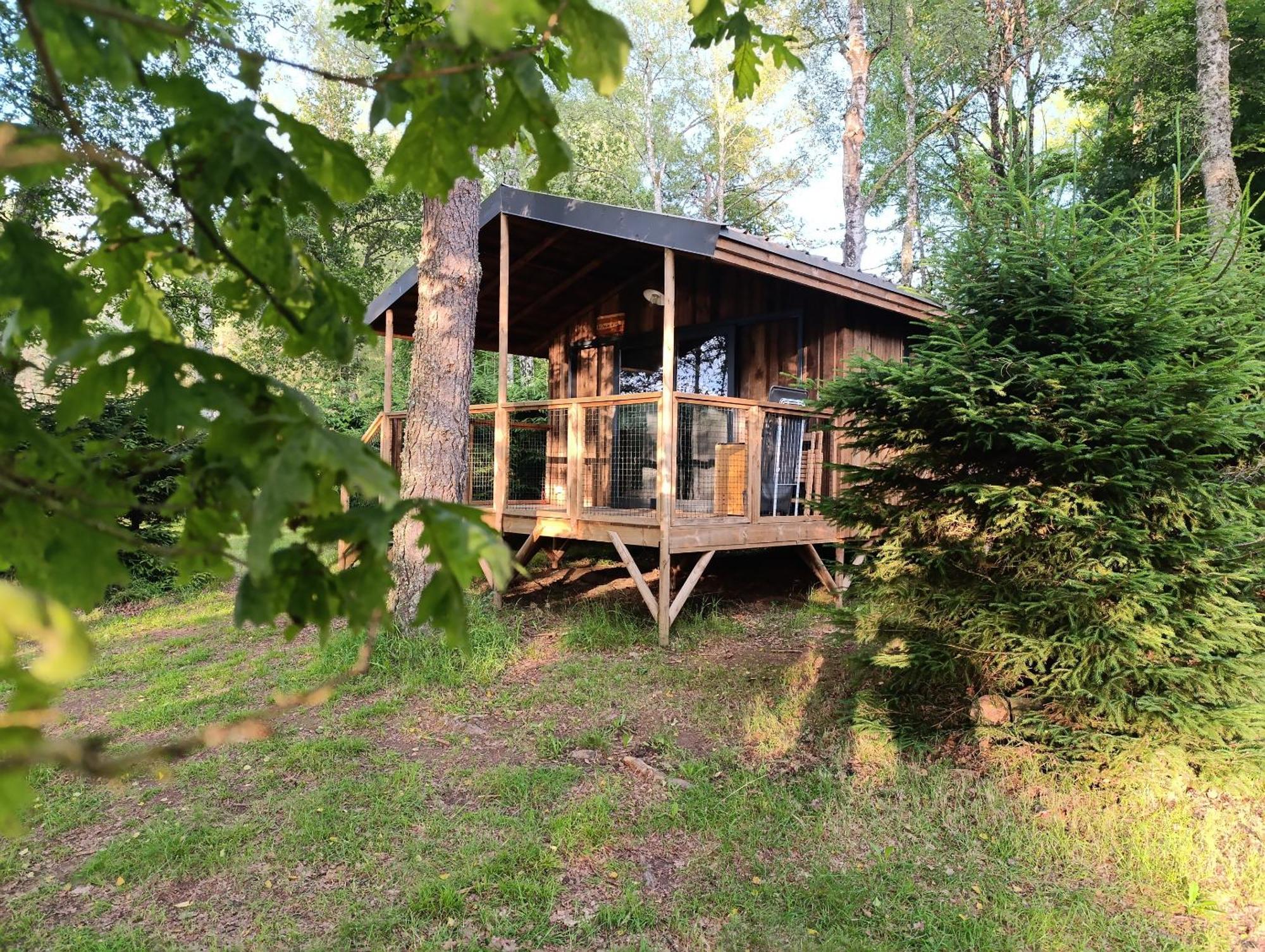 Lacustra Cabanes Accessibles En Canoe Et Chalets Tout Confort Flayat Zimmer foto