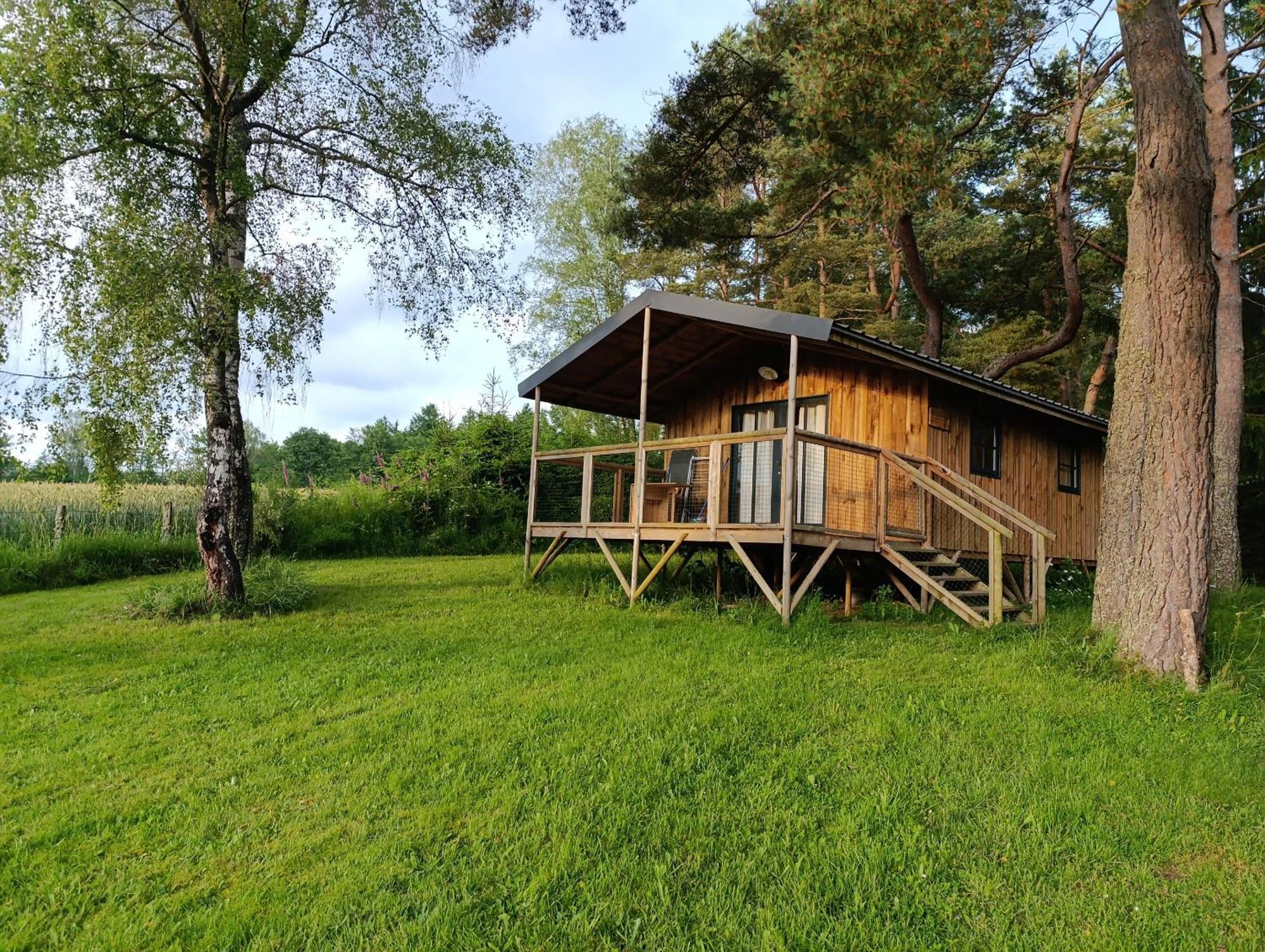 Lacustra Cabanes Accessibles En Canoe Et Chalets Tout Confort Flayat Zimmer foto